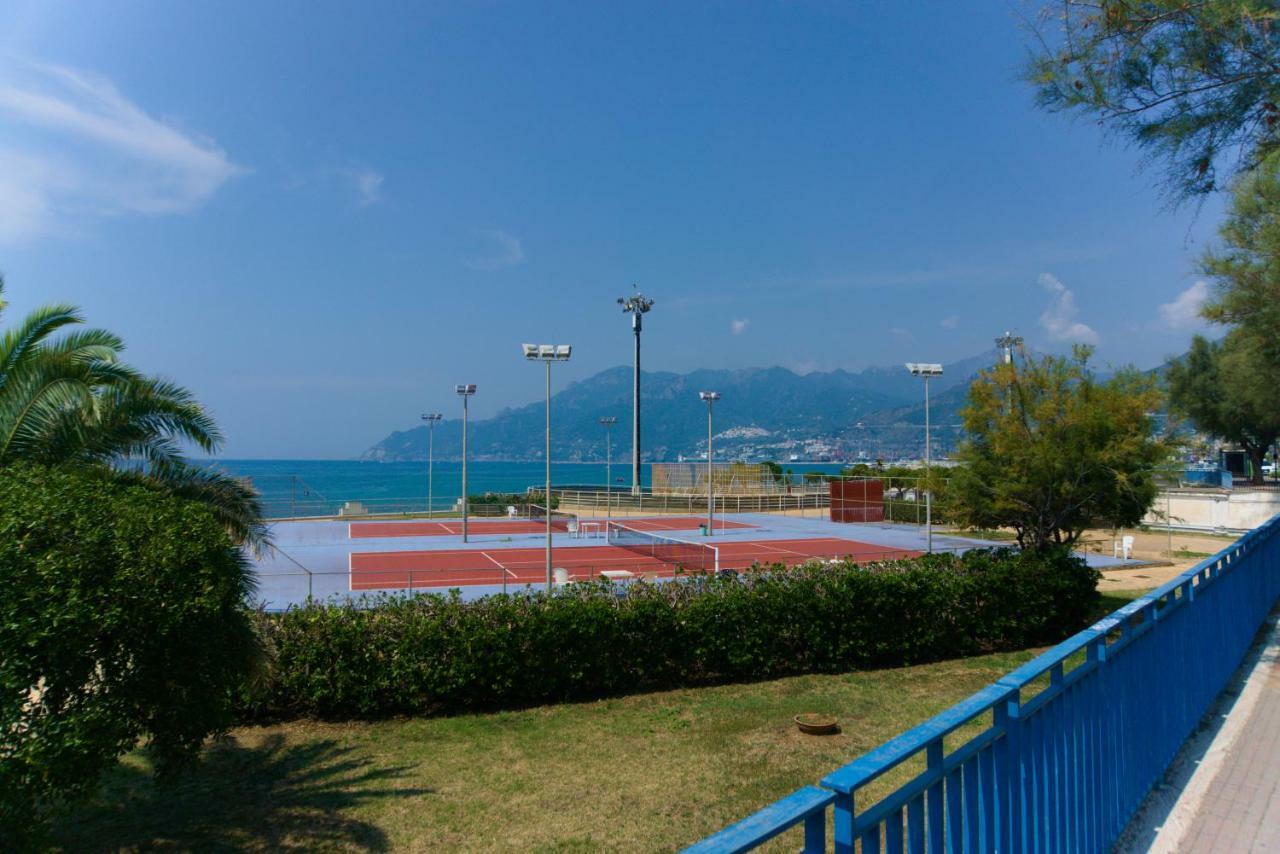 Neverending Sea Luxury Apartment In Salerno Center Kültér fotó